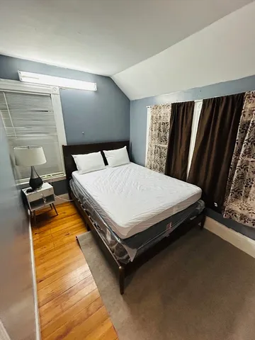 $1,200 | 2 Grout Court, Worcester, MA 01610