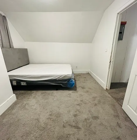 $1,200 | 2 Grout Court, Worcester, MA 01610