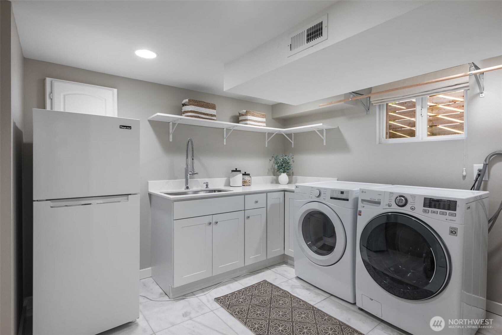 5232 38th Avenue Northeast Seattle, WA 98105 - Photo 27 of 40