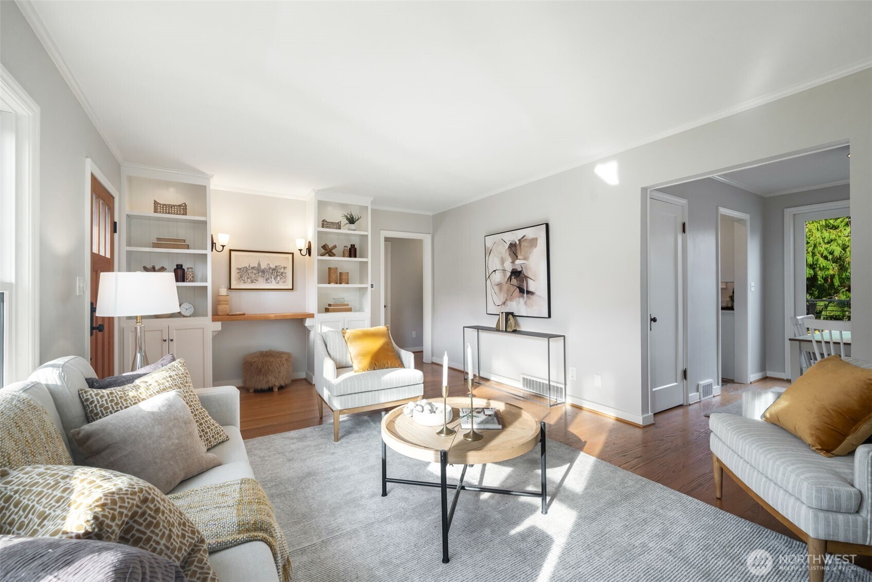 5232 38th Avenue Northeast Seattle, WA 98105 - Photo 6 of 40