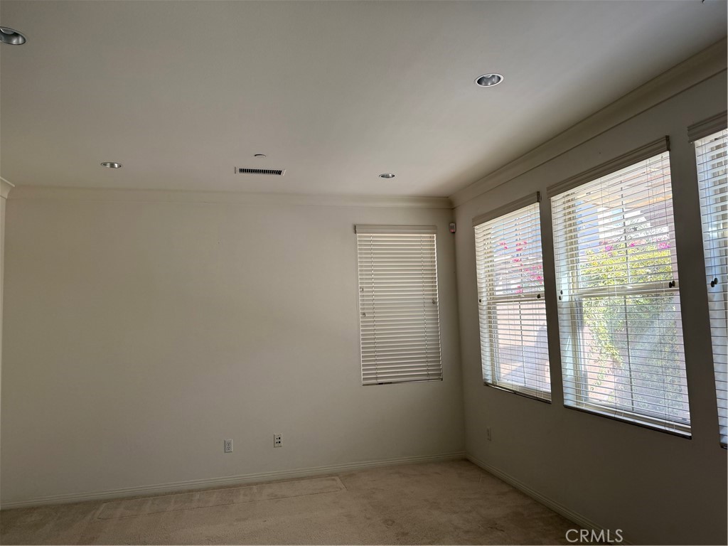 29 Shellbark Irvine, CA 92618 - Photo 2 of 13