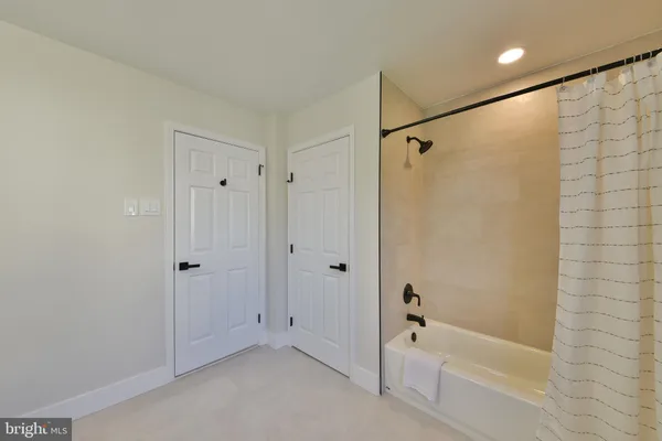 $599,000 | 20 Independence Place, Newtown, PA 18940