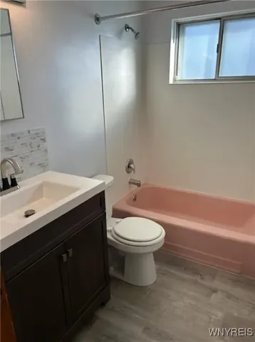 $1,050 | 22 Dreyer Avenue, Unit 2, Tonawanda, NY 14150