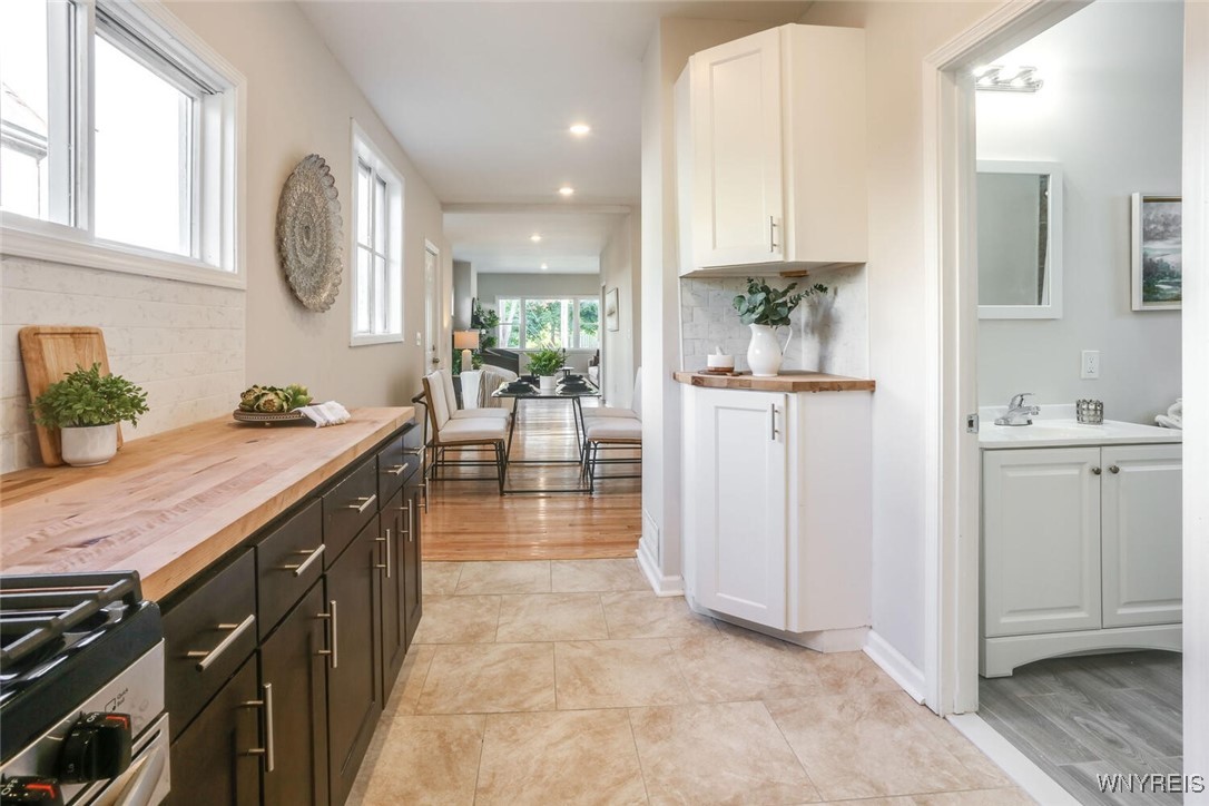 212 Normal Avenue Buffalo, NY 14213 - Photo 15 of 37