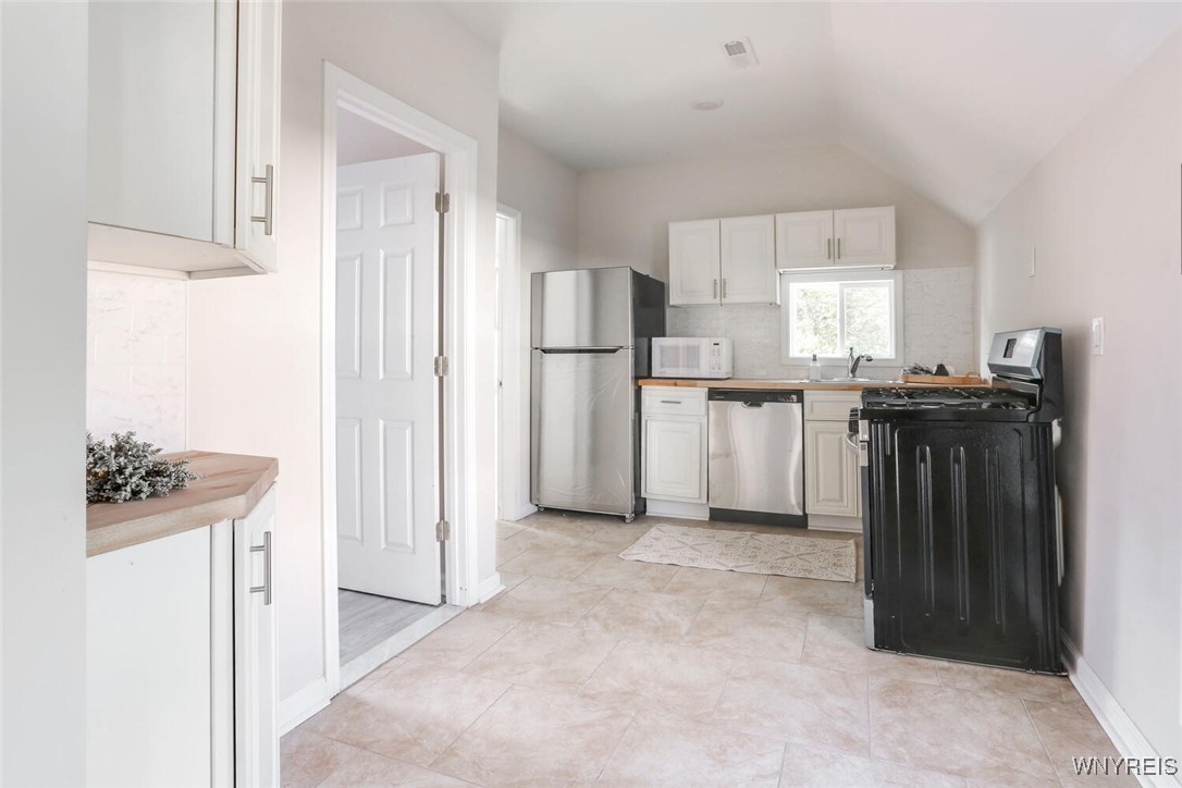 212 Normal Avenue Buffalo, NY 14213 - Photo 25 of 37