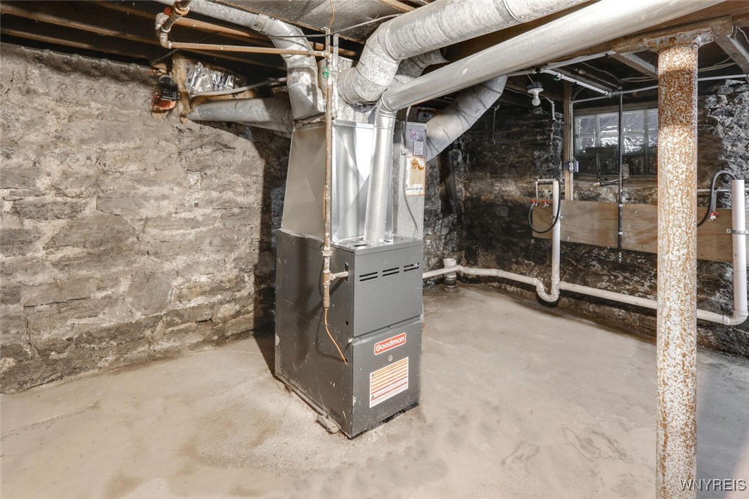 212 Normal Avenue Buffalo, NY 14213 - Photo 32 of 37