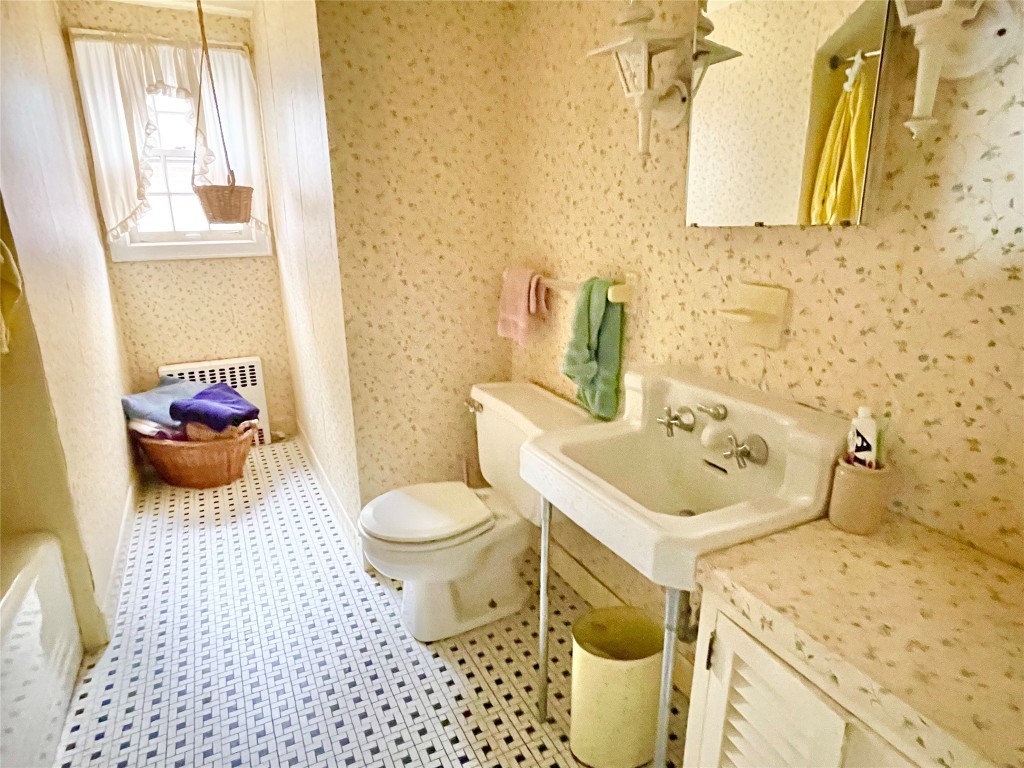 3 Brookfield Road Binghamton, NY 13903 - Photo 16 of 26 Gallery Image 16
