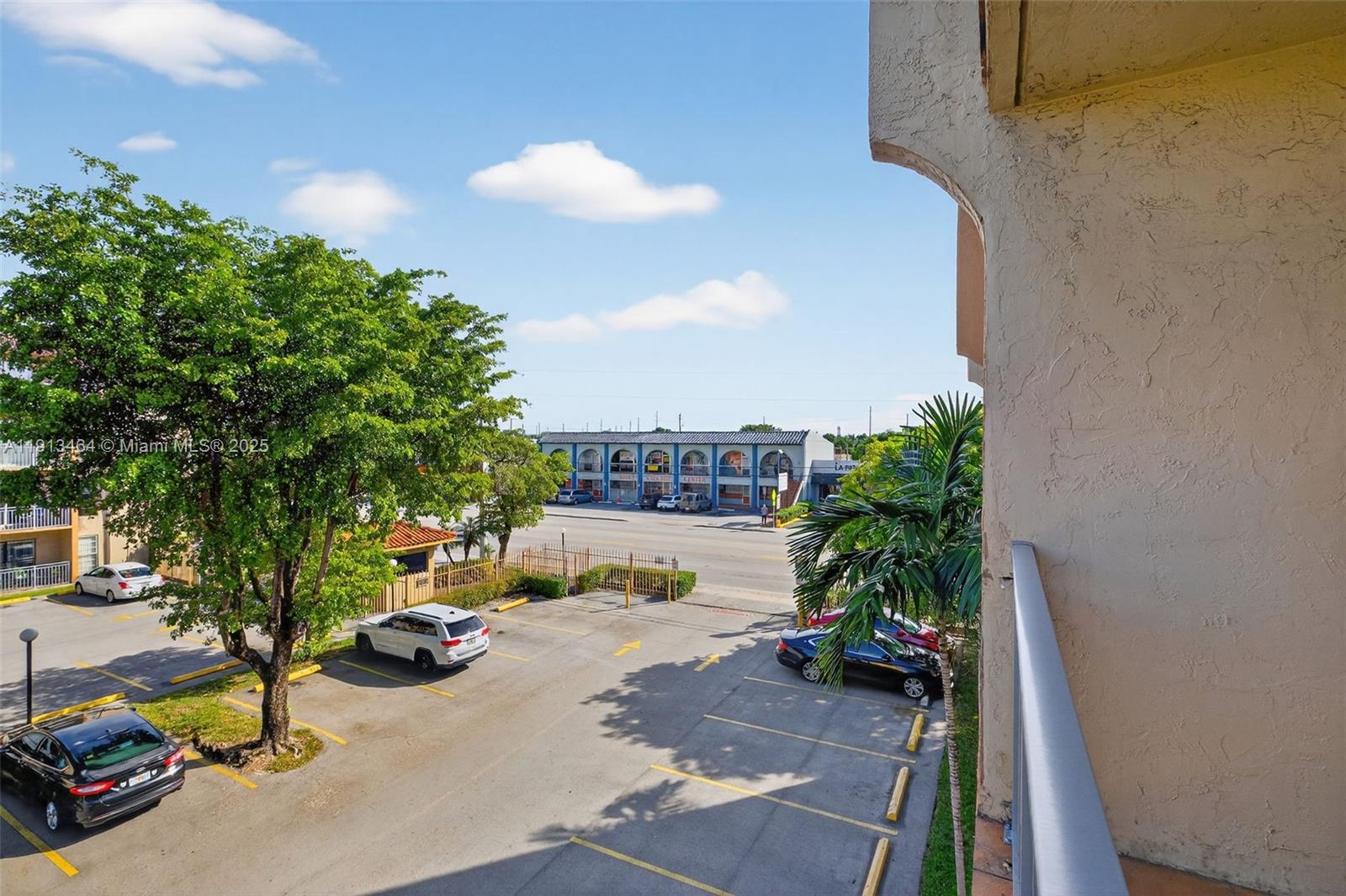 4841 Northwest 7th Street, Unit 3094 Miami, FL 33126 - Photo 17 of 33 a view of a street