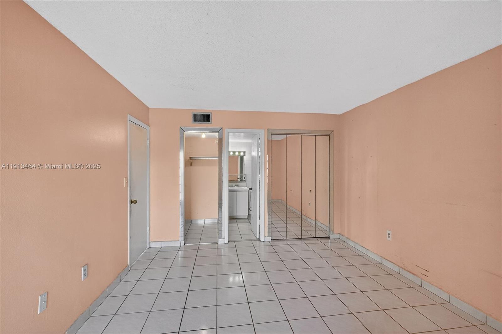 4841 Northwest 7th Street, Unit 3094 Miami, FL 33126 - Photo 24 of 33 a view of an empty room