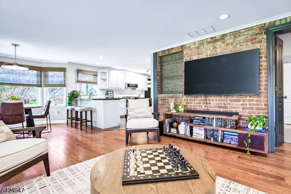 $925,000 | 1438 Dunn Parkway, Mountainside, NJ 07092