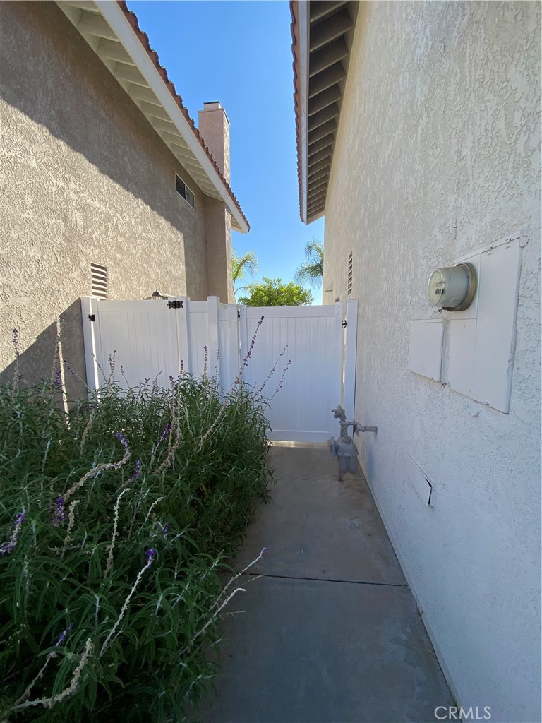 7 Mejorana Rancho Santa Margarita, CA 92688 - Photo 37 of 44 a view of a house with a yard