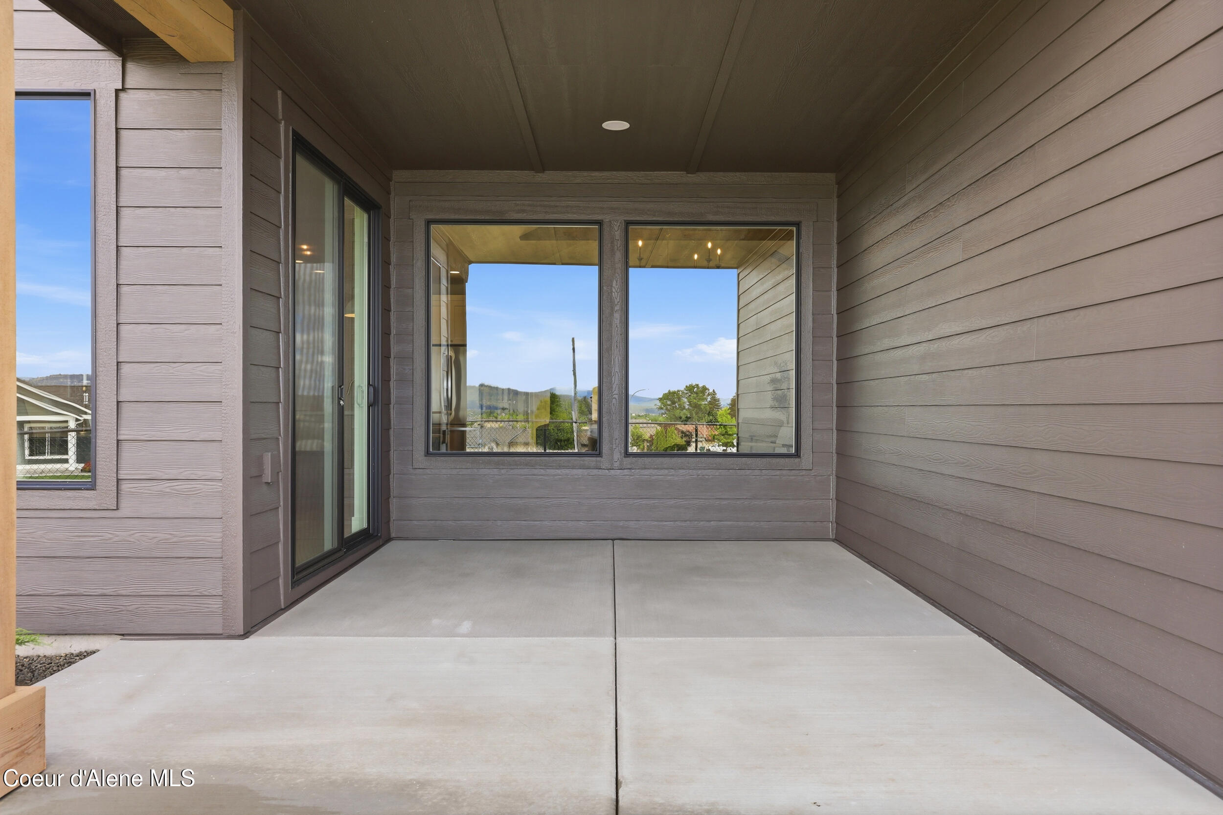 3491 Blaze Loop Post Falls, ID 83854 - Photo 43 of 70 Covered Back Patio