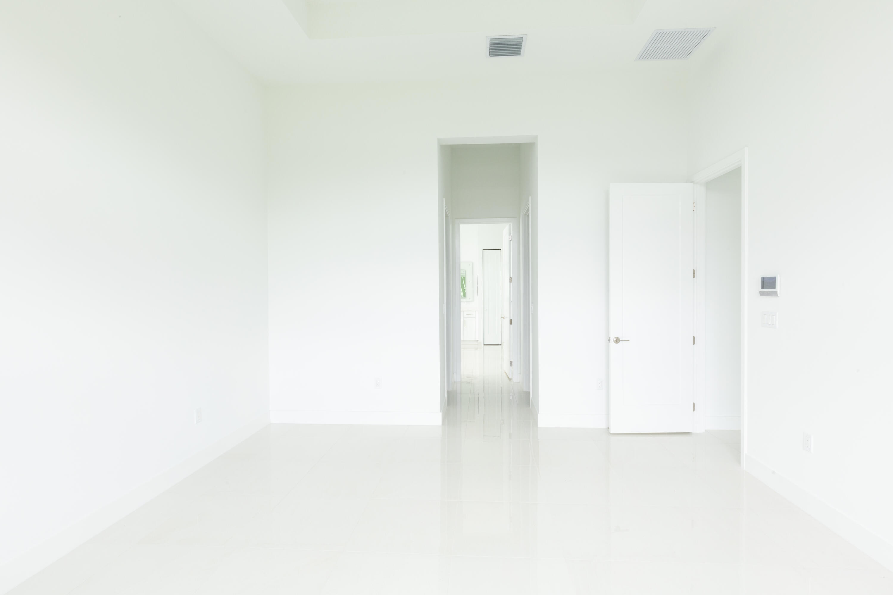 8252 Crystal Downs Avenue Boca Raton, FL 33434 - Photo 35 of 49 a picture of a room