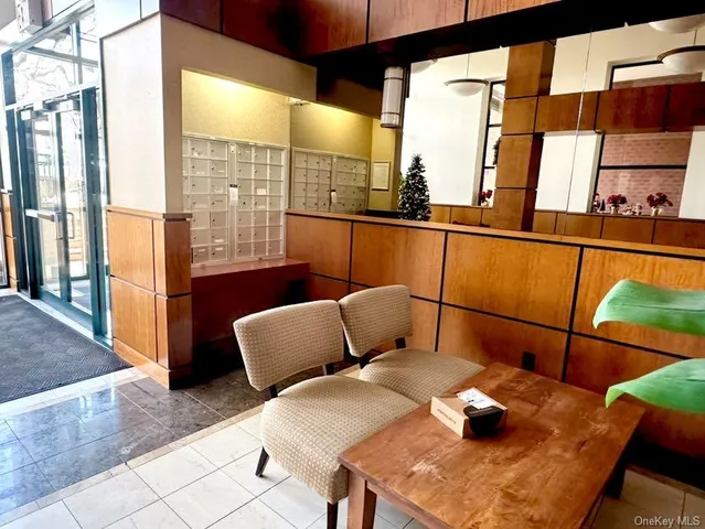 $648,800 | 143-41 84th Drive, Unit 2A | Briarwood