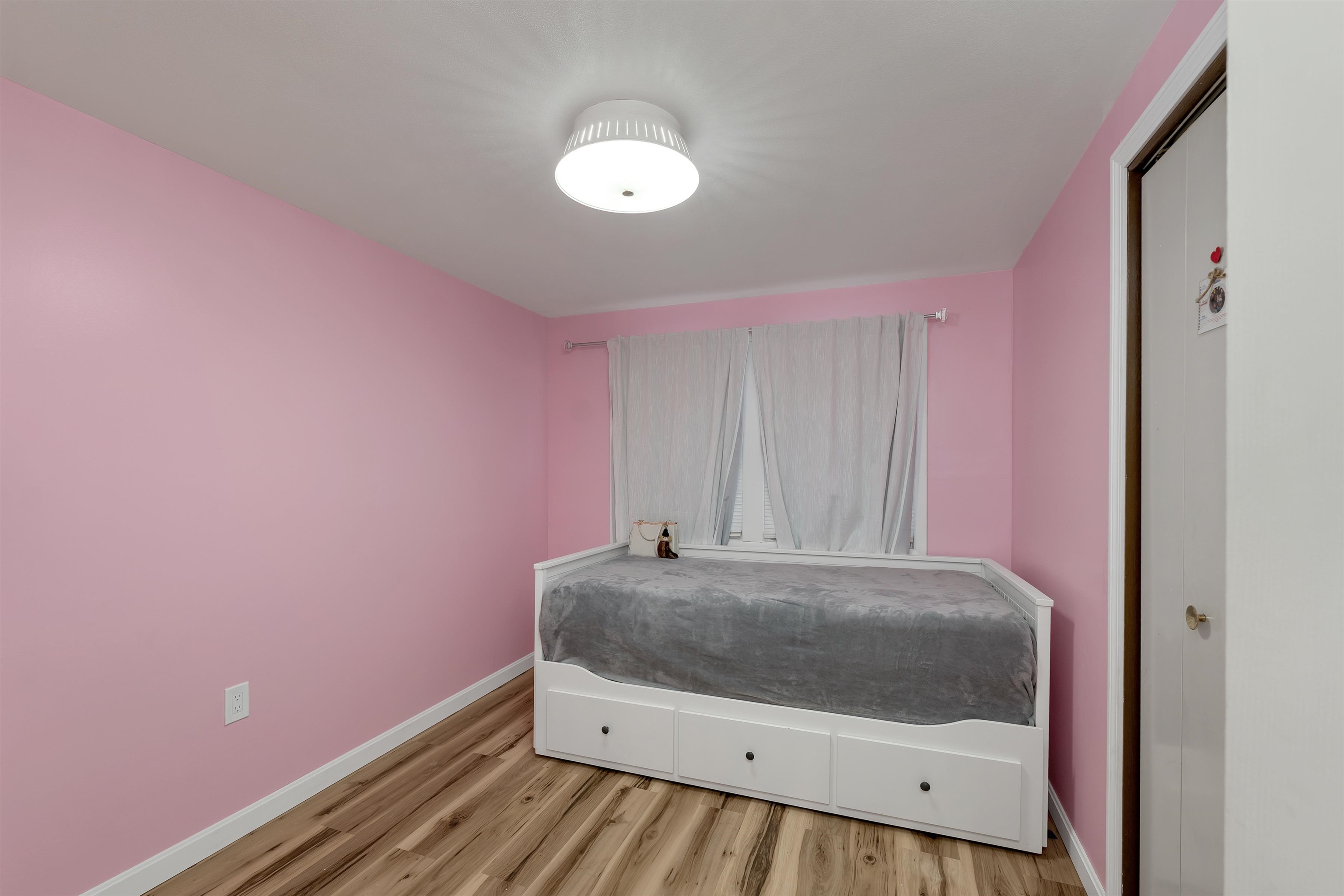 7 Therese Road Salem, NH 03079 - Photo 18 of 36