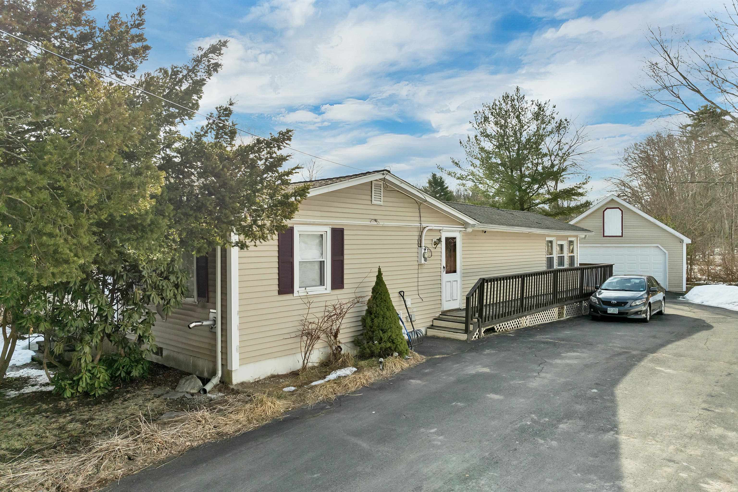 7 Therese Road Salem, NH 03079 - Photo 27 of 36