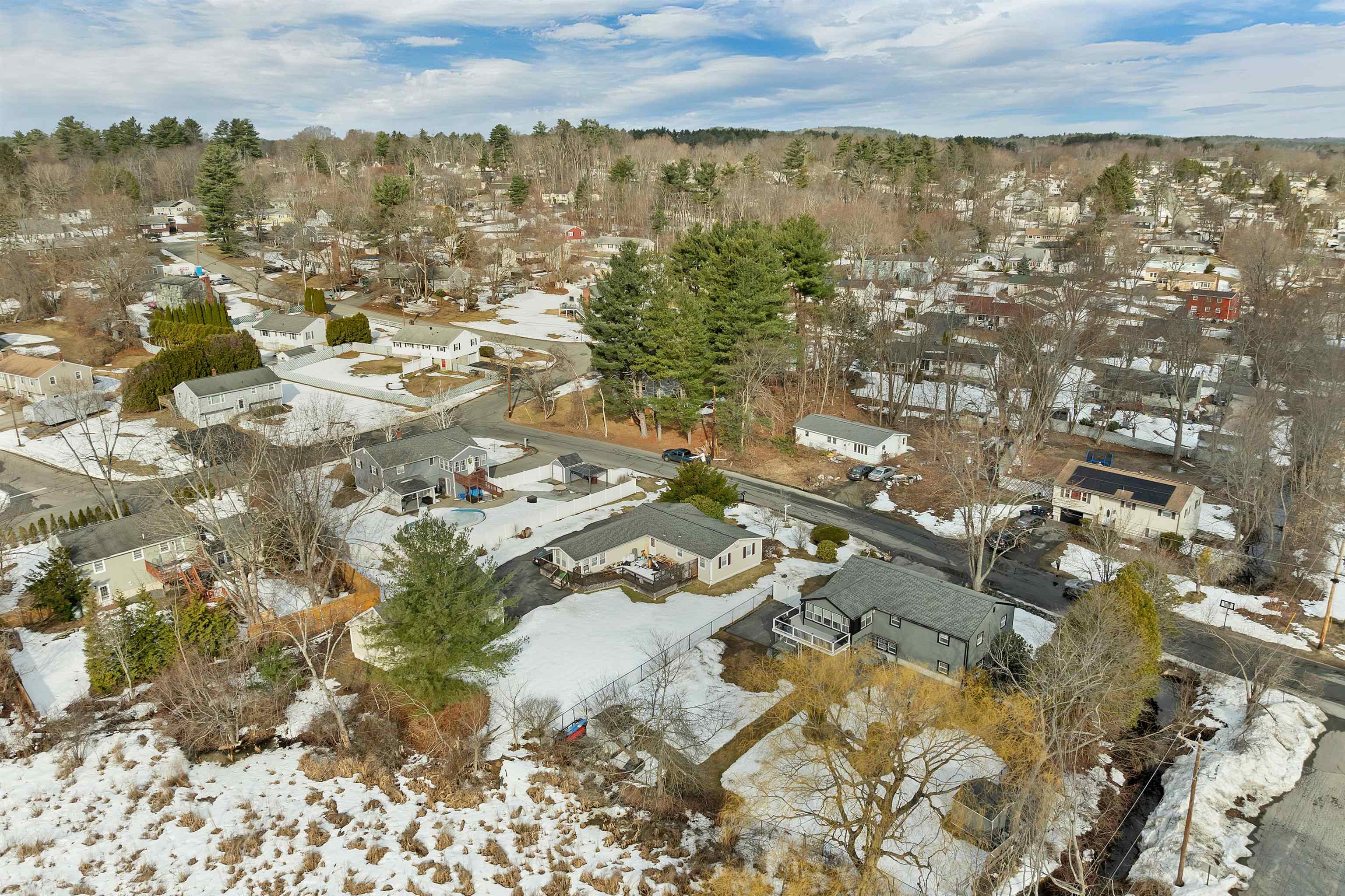 7 Therese Road Salem, NH 03079 - Photo 34 of 36