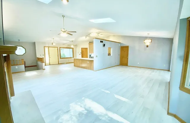 $3,000 | 3121 Carefree Drive, Rockford, IL 61114