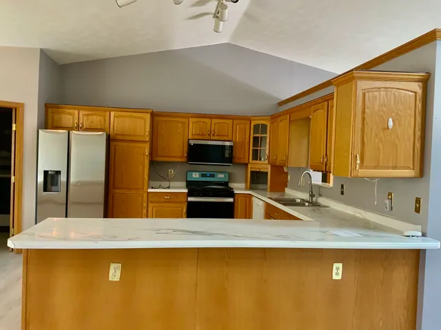 $3,000 | 3121 Carefree Drive, Rockford, IL 61114