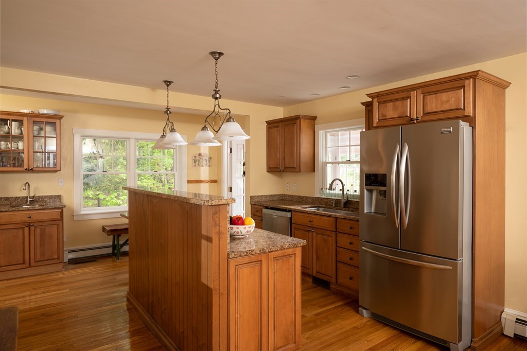 26 Linscott Road Hingham, MA 02043 - Photo 13 of 42 Gallery Image 13