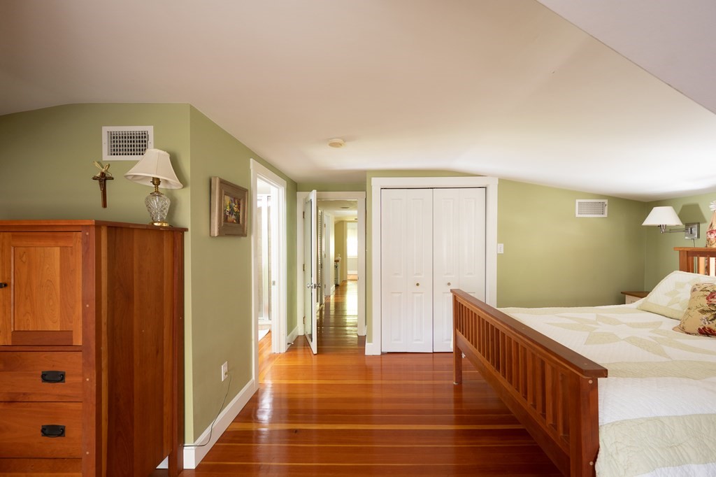 26 Linscott Road Hingham, MA 02043 - Photo 27 of 42 Gallery Image 27