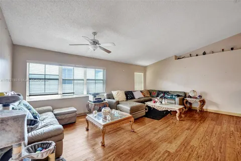 $540,000 | 7324 Northwest 1st Place, Plantation, FL 33317