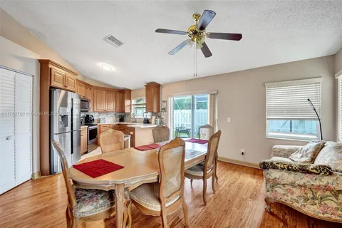 $540,000 | 7324 Northwest 1st Place, Plantation, FL 33317