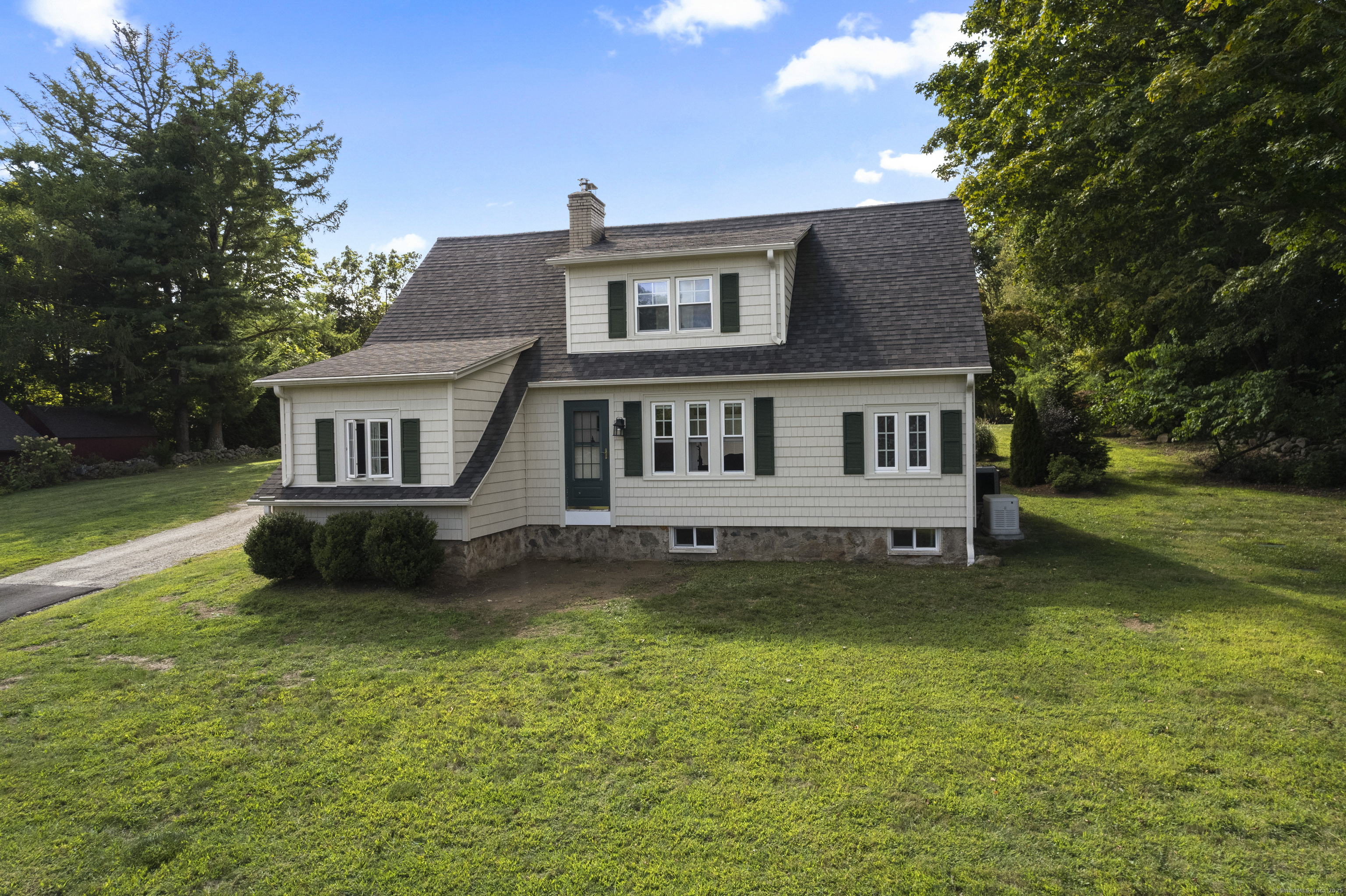 587 Taugwonk Road Stonington, CT 06378 - Photo 2 of 38