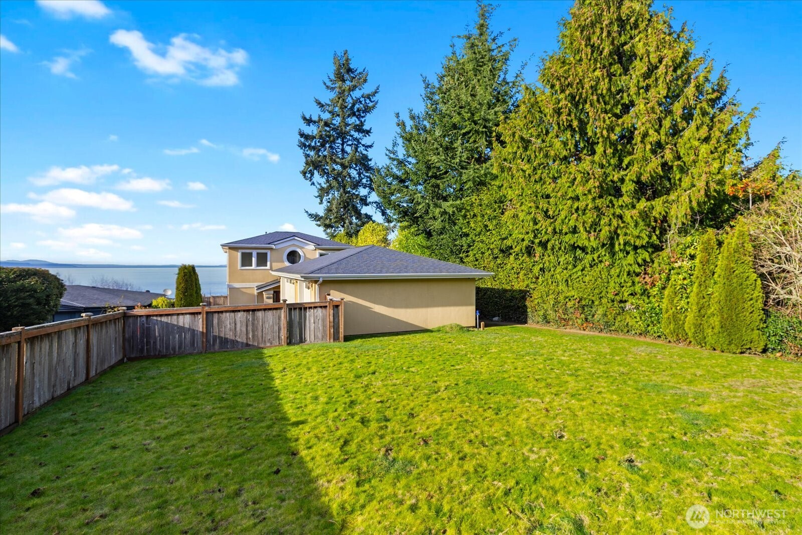 17134 Talbot Road Edmonds, WA 98026 - Photo 36 of 40