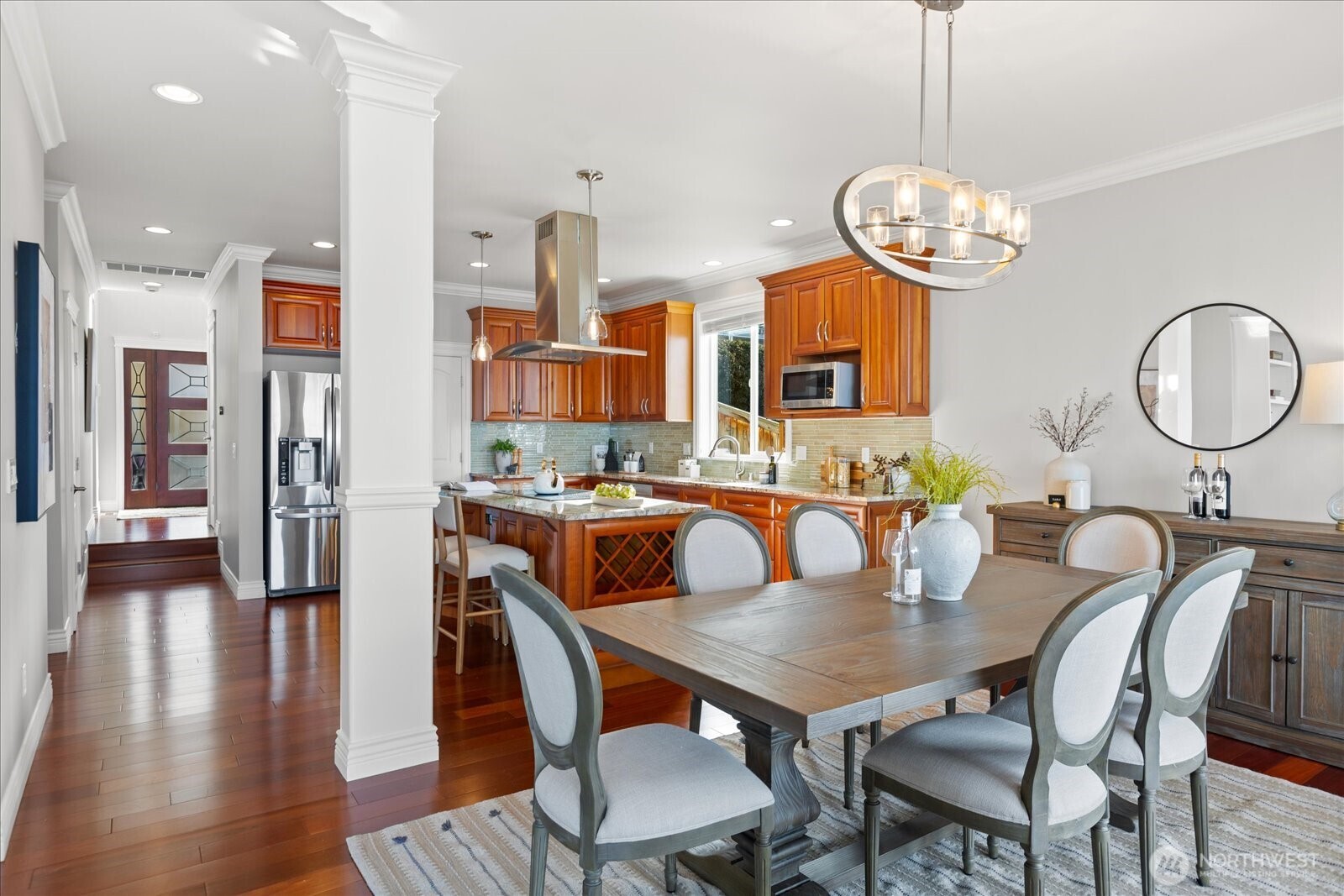 17134 Talbot Road Edmonds, WA 98026 - Photo 6 of 40