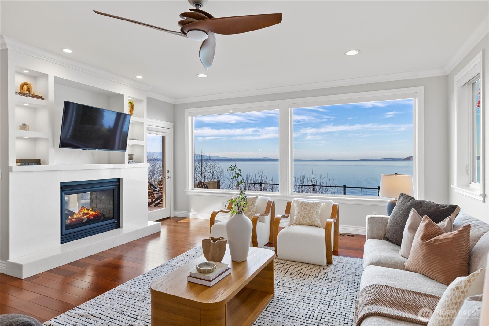 17134 Talbot Road Edmonds, WA 98026 - Photo 10 of 40