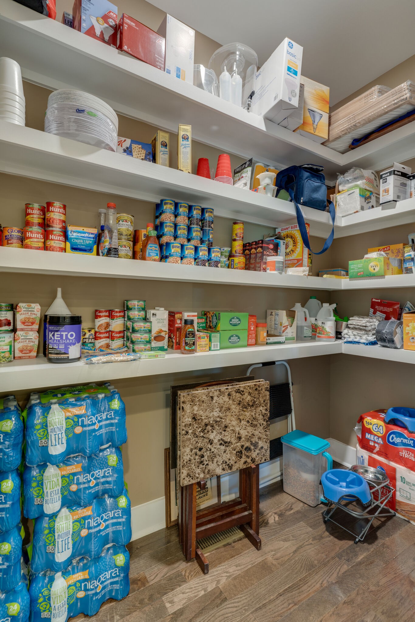 604 Fowler Ford Road Portland, TN 37148 - Photo 11 of 43 a store room with lots of different kinds of food