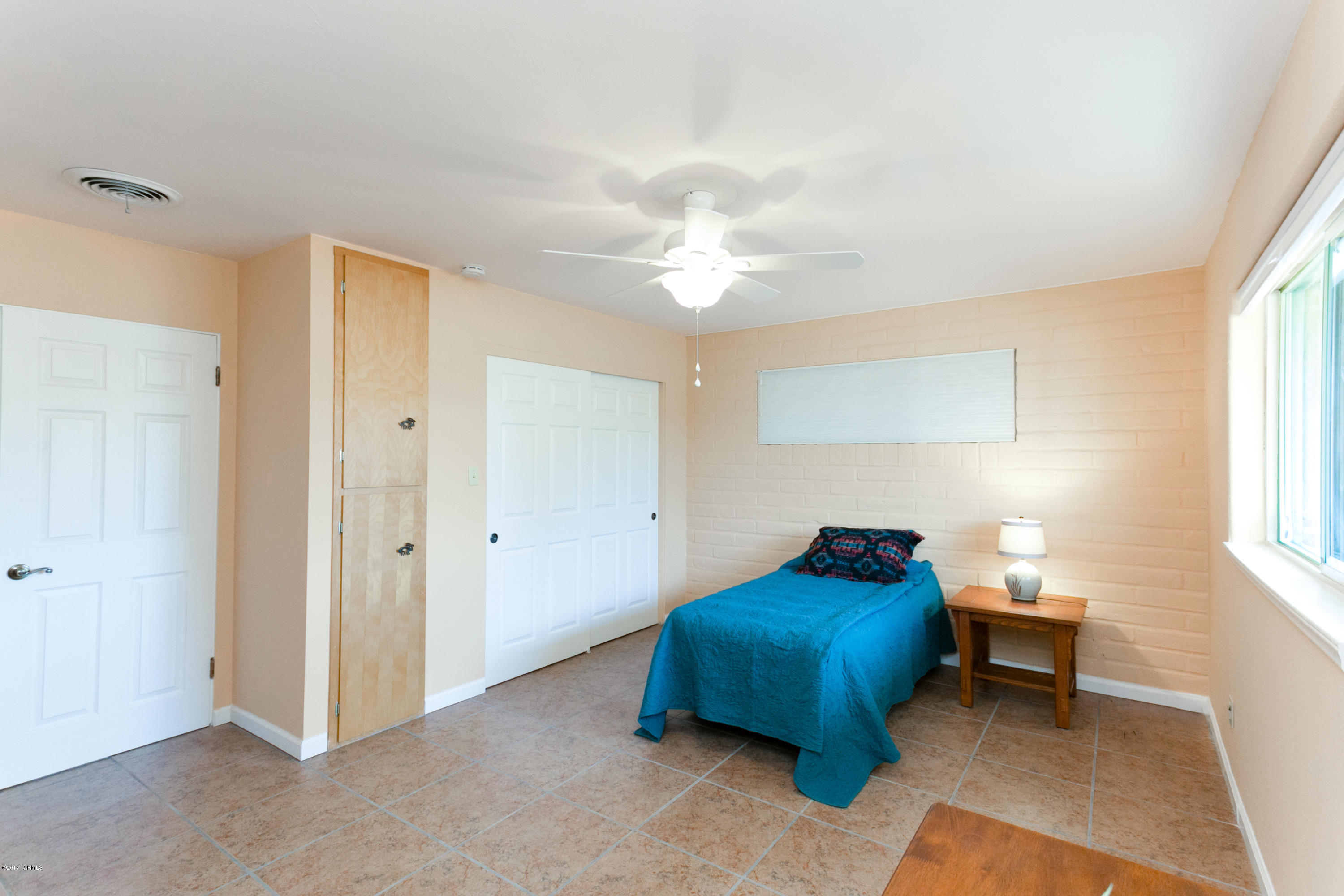 2611 East Allen Road Tucson, AZ 85716 - Photo 10 of 27 Gallery Image 10