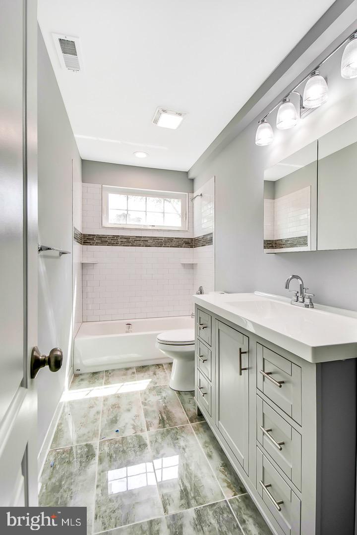 751 Edgemont Road Fairless Hills, PA 19030 - Photo 22 of 25