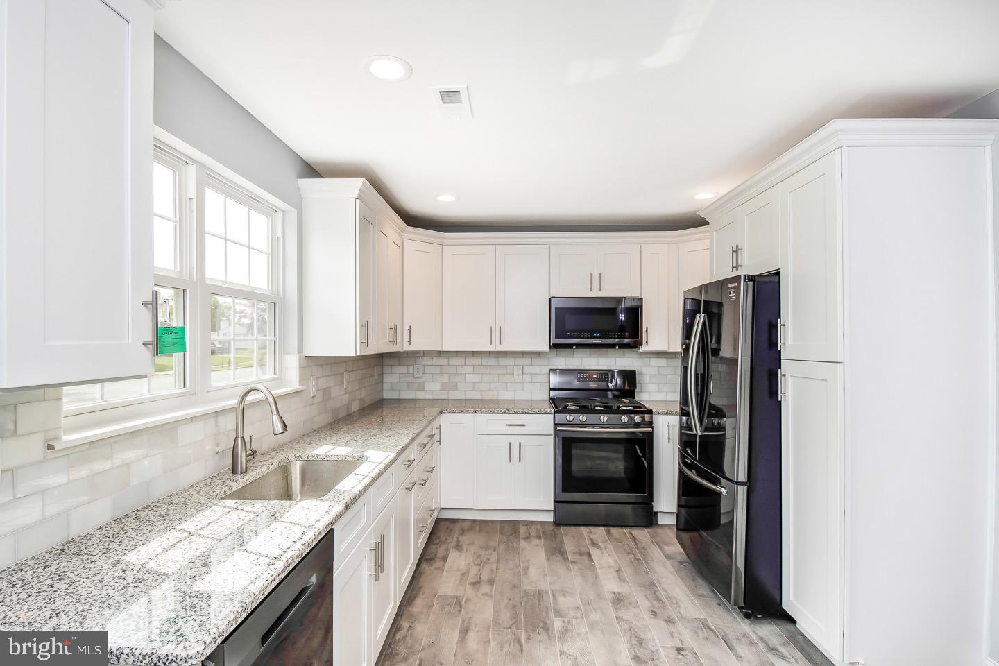 751 Edgemont Road Fairless Hills, PA 19030 - Photo 5 of 25 Kitchen