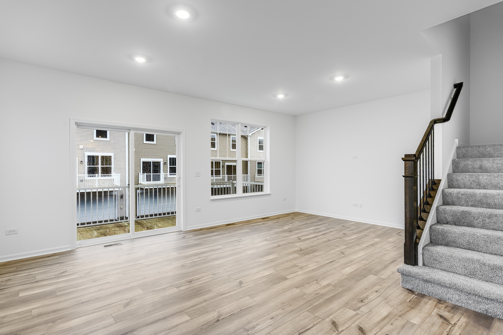 437 Red Oak Circle Volo, IL 60020 - Photo 4 of 15