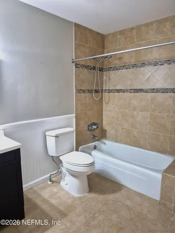 $115,000 | 5201 Atlantic Boulevard, Unit 128, Jacksonville, FL 32207