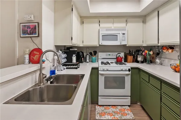 $469,000 | 1195 Fitzgerald Road, Unit G, Simi Valley, CA 93065