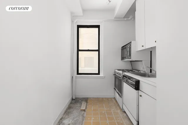 $595,000 | 345 East 57th Street, Unit 1B | Sutton Place