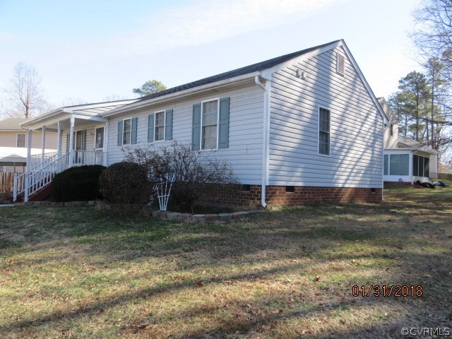 6837 Hedges Road Richmond, VA 23224 - Photo 2 of 29 6837 Hedges Rd - Front Right