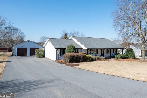 $365,000 | 153 Thelma Road Southwest, Calhoun, GA 30701