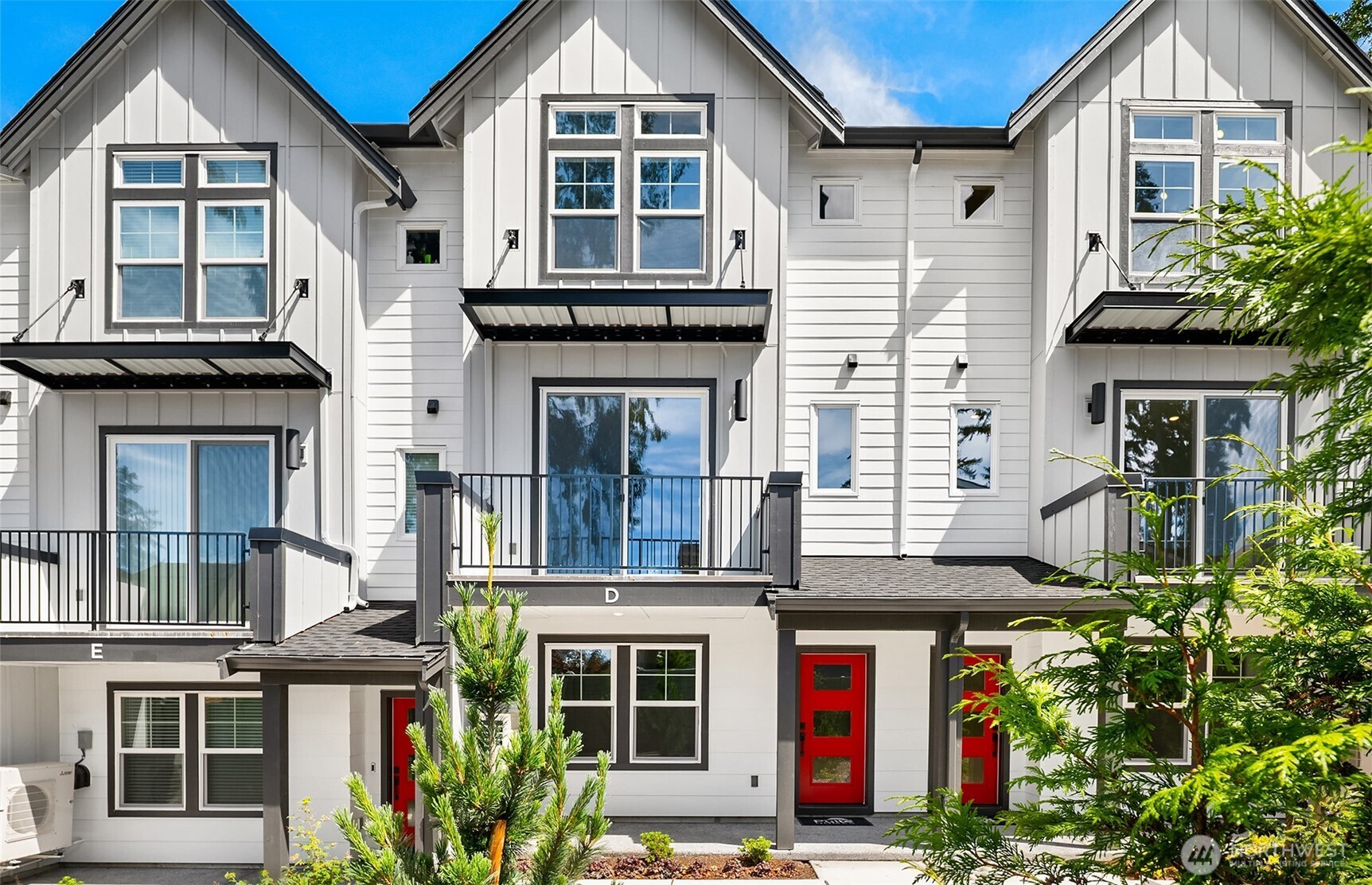 20341 90th Drive Northeast, Unit D Bothell, WA 98011 - Photo 1 of 20 Gallery Image 1
