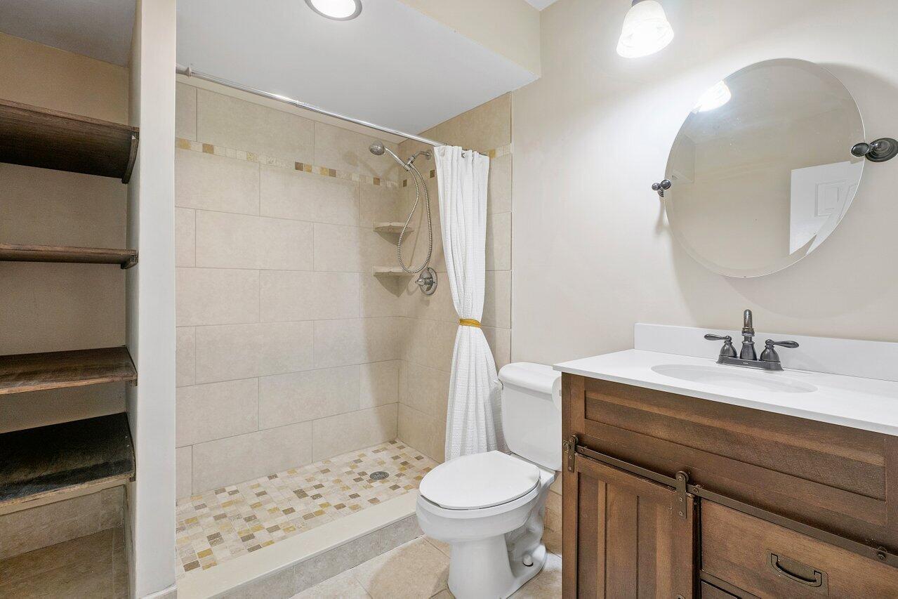21092 Las Brisas Circle Boca Raton, FL 33433 - Photo 19 of 35 018-21092LasBrisasCircle-BocaRaton-FL-33