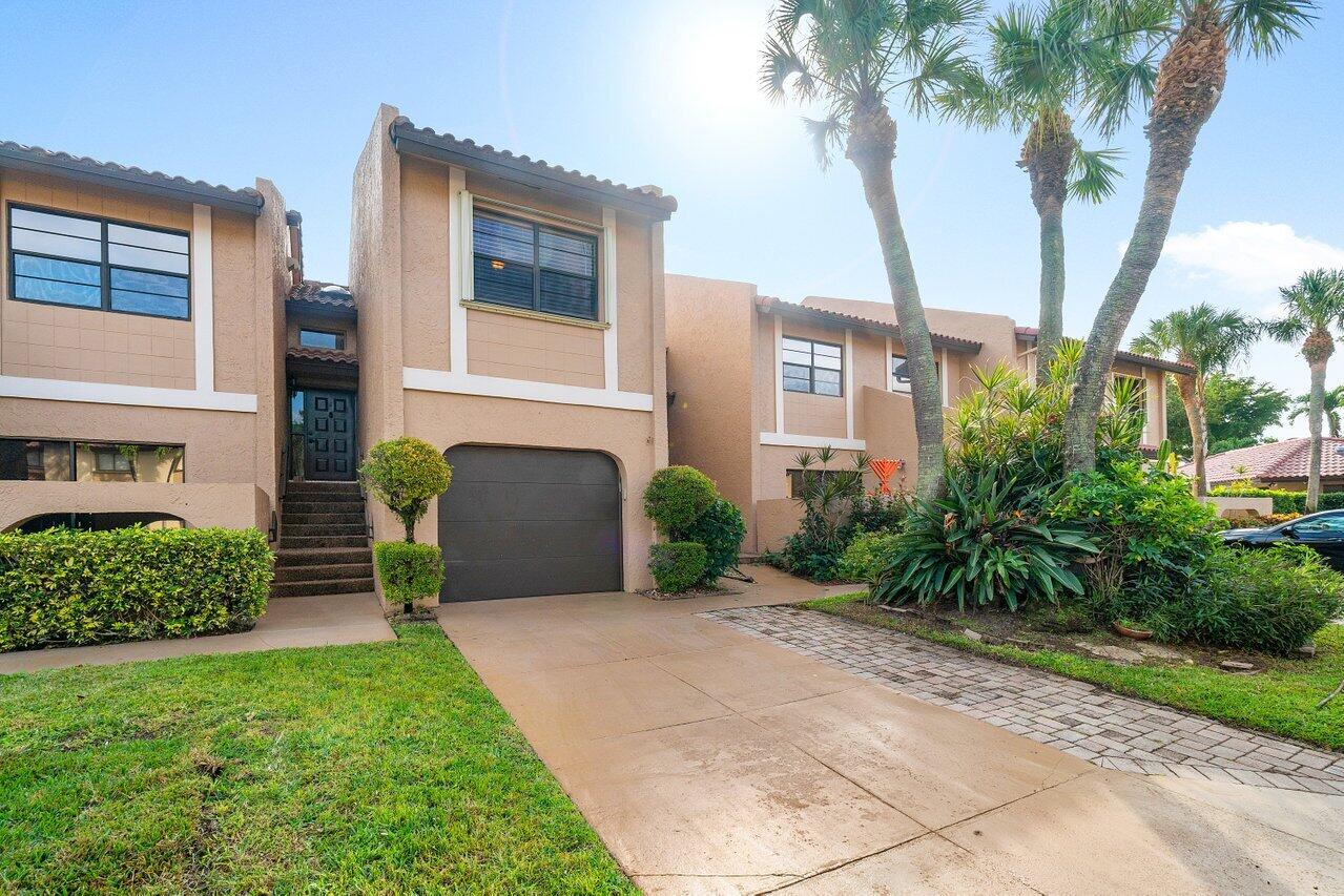 21092 Las Brisas Circle Boca Raton, FL 33433 - Photo 3 of 35 003-21092LasBrisasCircle-BocaRaton-FL-33