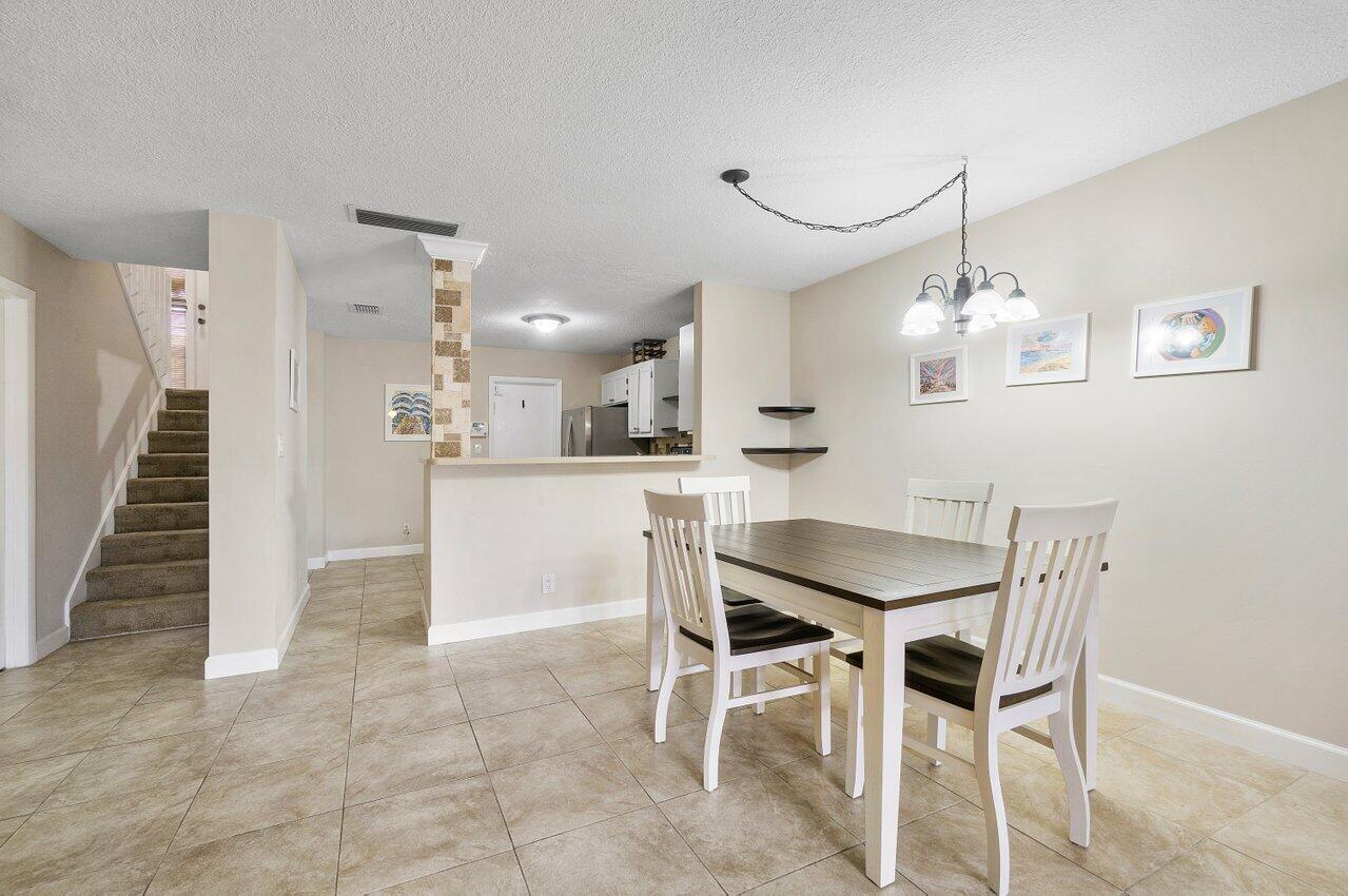 21092 Las Brisas Circle Boca Raton, FL 33433 - Photo 8 of 35 008-21092LasBrisasCircle-BocaRaton-FL-33