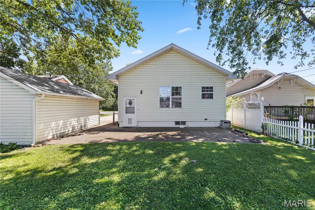 120 East 4th Street Roxana, IL 62084 - Photo 24 of 25 Gallery Image 24
