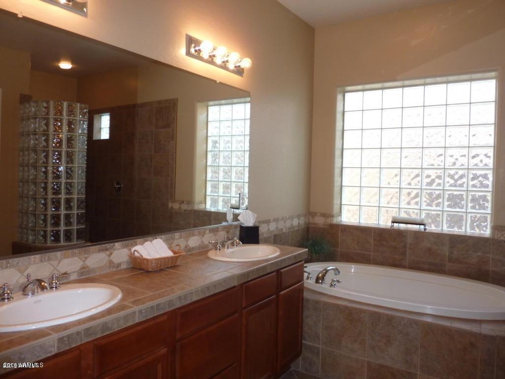 18396 West Piedmont Road Goodyear, AZ 85338 - Photo 27 of 56