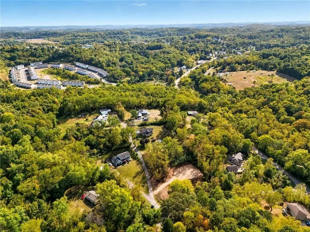 $98,000 | 1408 Willow Drive, Imperial, PA 15126