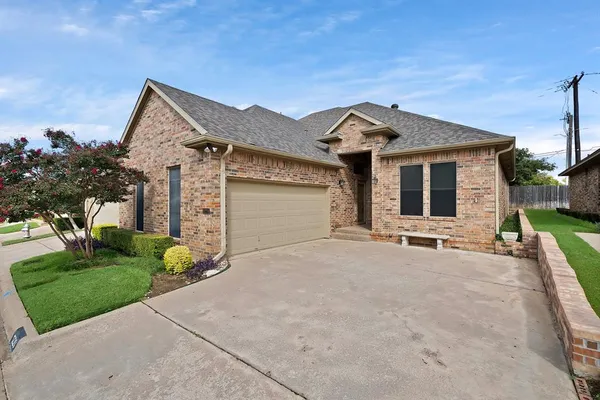 $345,000 | 1220 Woodland Park Drive, Hurst, TX 76053
