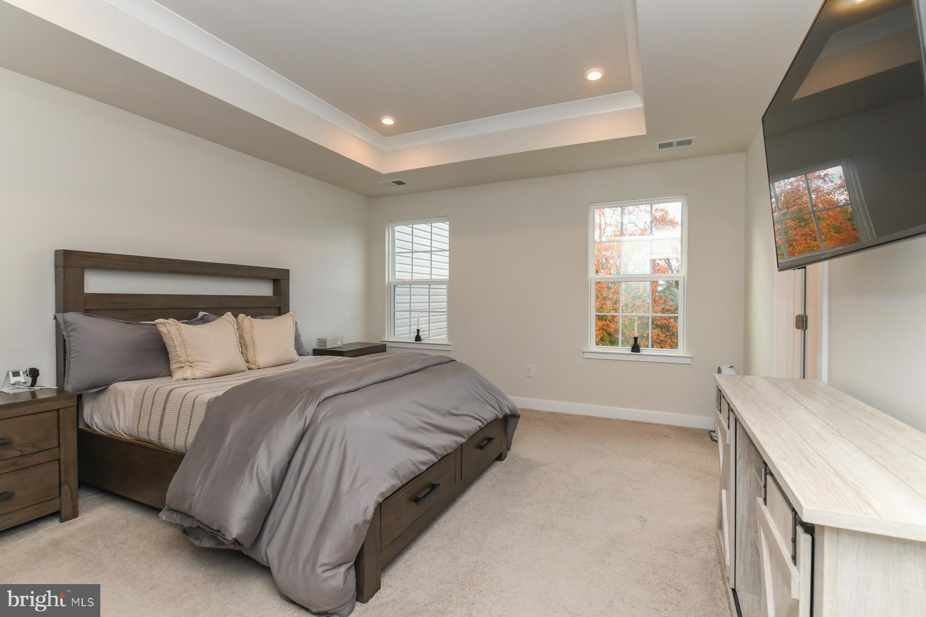 28 Peacock Circle Sewell, NJ 08080 - Photo 15 of 25 a spacious bedroom with a bed and a window
